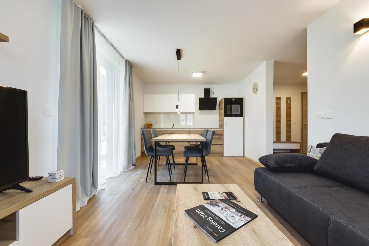 Chic Apartments With Finnish Sauna And Jacuzzi Kranjska Gora Luaran gambar