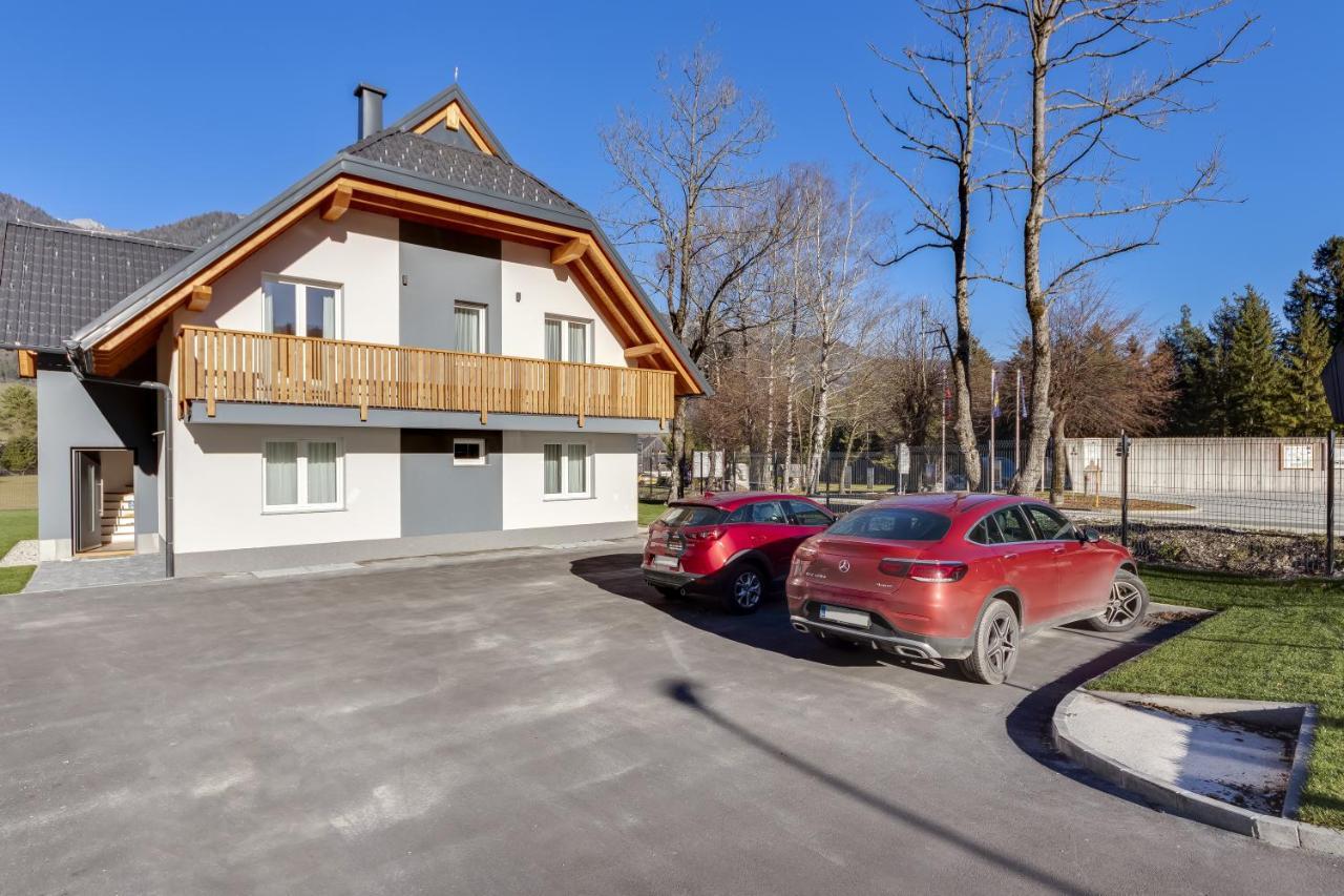 Chic Apartments With Finnish Sauna And Jacuzzi Kranjska Gora Luaran gambar