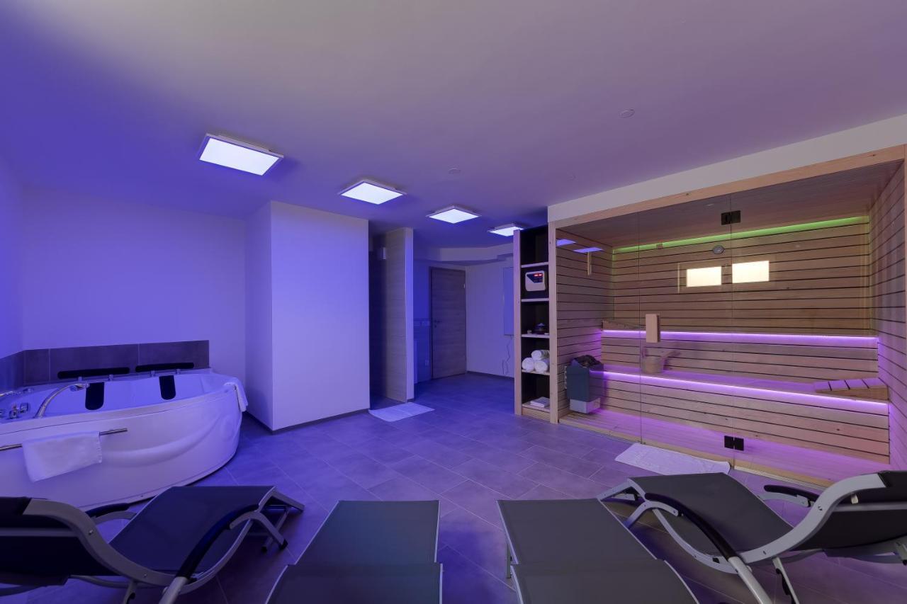 Chic Apartments With Finnish Sauna And Jacuzzi Kranjska Gora Luaran gambar